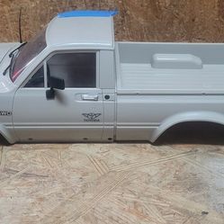 Brand New RC4WD Mojave V2