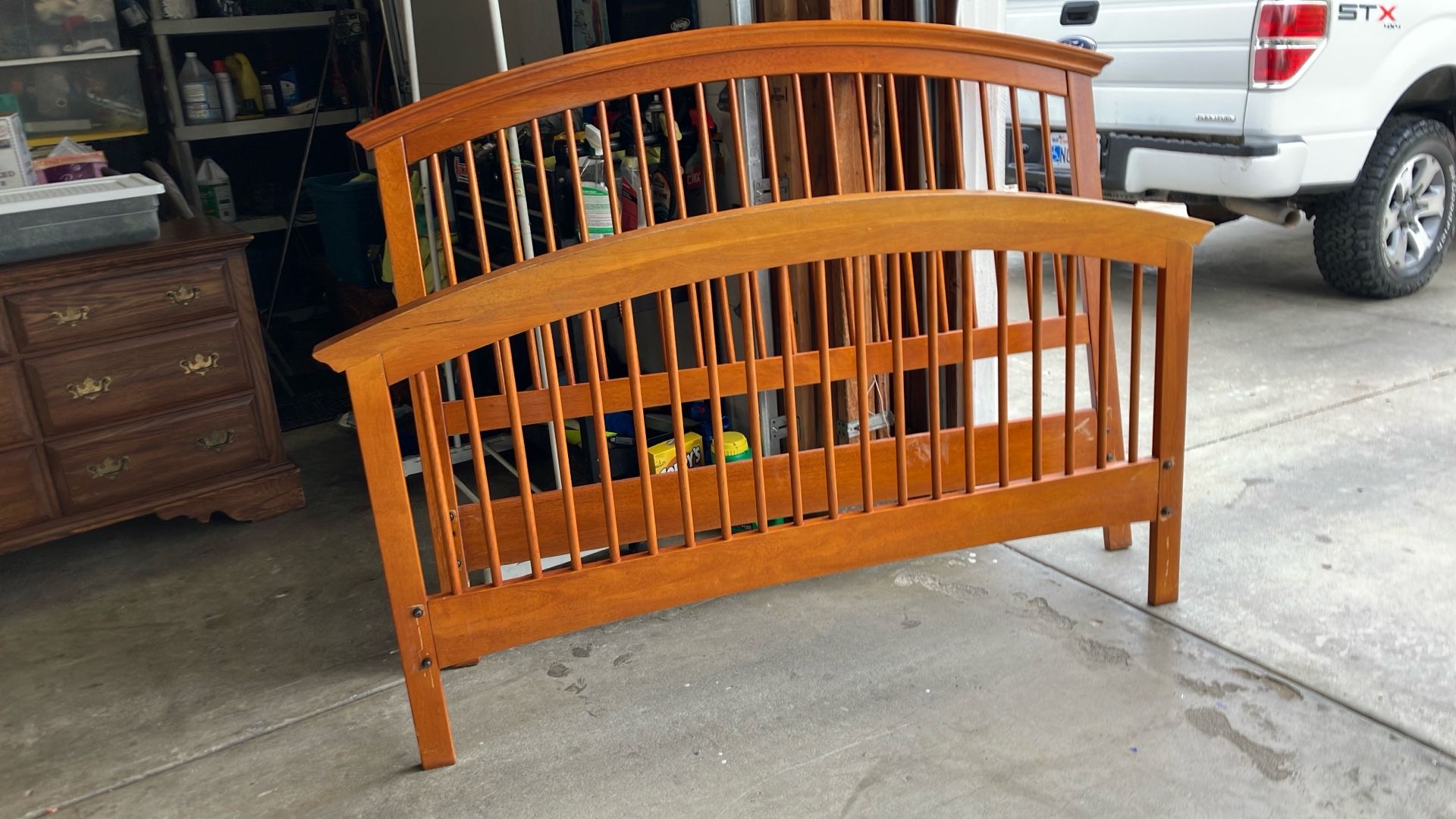 Bed frame queen size with frame all wood, good condition
