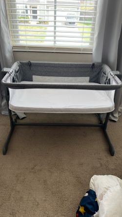 Delta baby bassinet