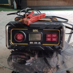 Everstart Charger - Jumpstarter 