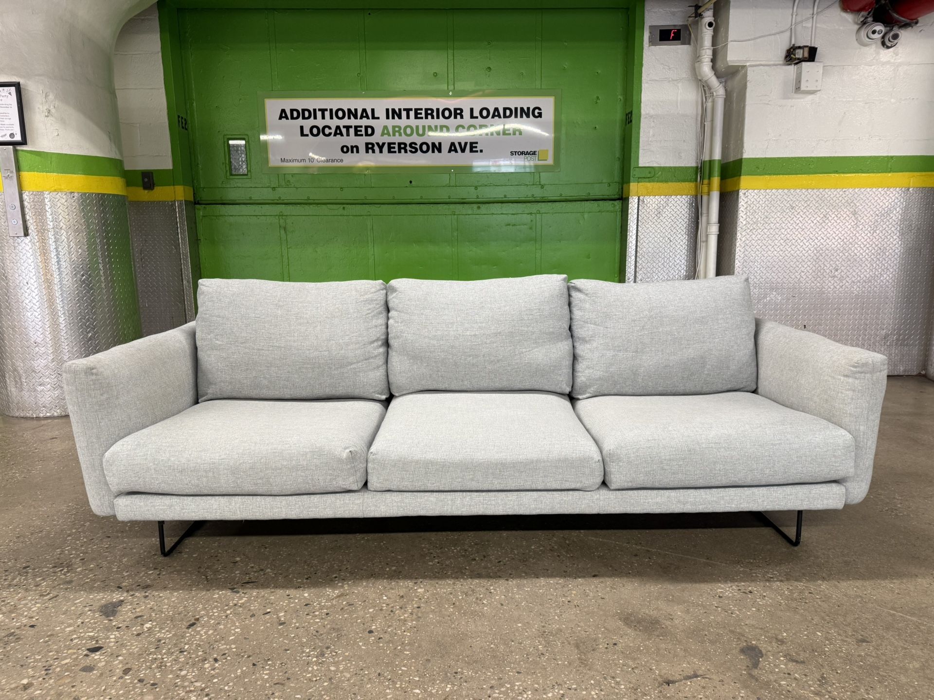 Bradfords Dayton 3-Seater Sofa – Light Grey Fabric – Excellent Condition + FREE Delivery