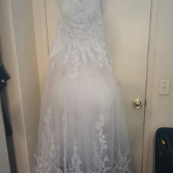 Wedding dress 