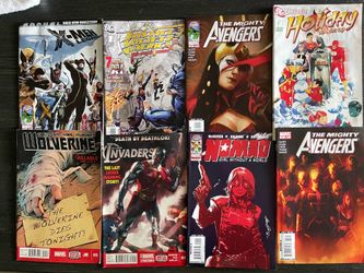 Marvel & DC Comic Books Set of 8