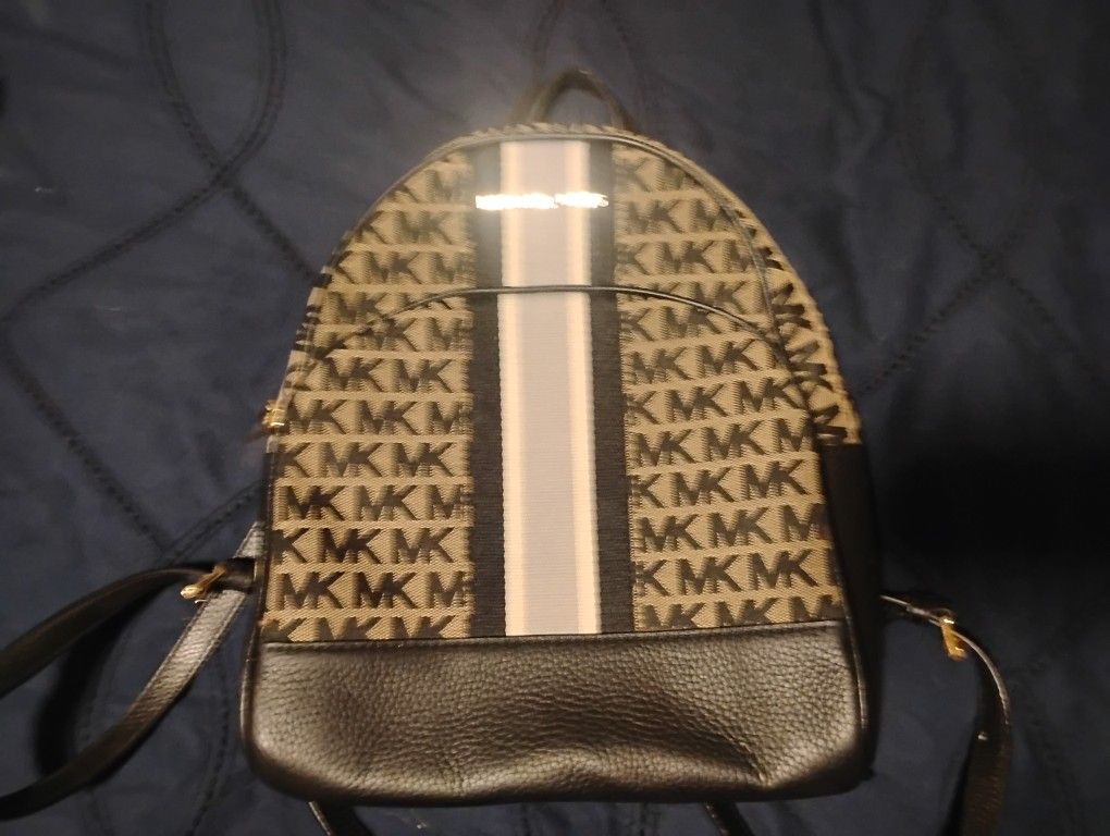 Michael Kors Backpack (New)$50