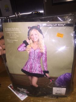 Kitty costume!
