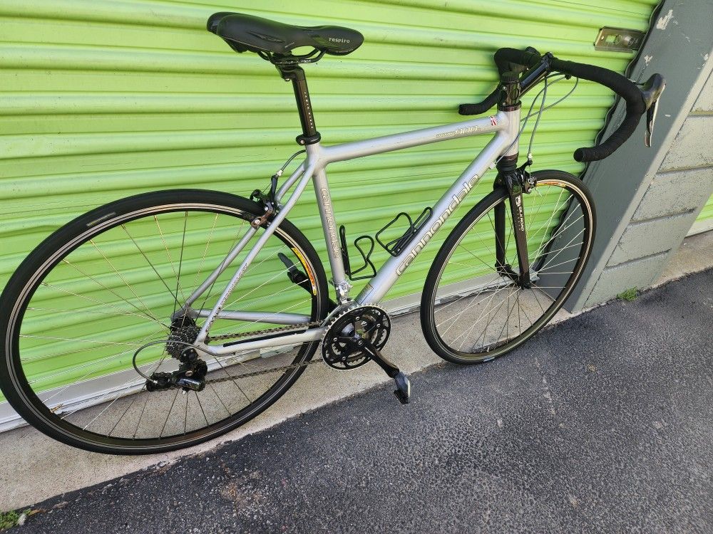 Cannondale Warrior 900r Road Bike 