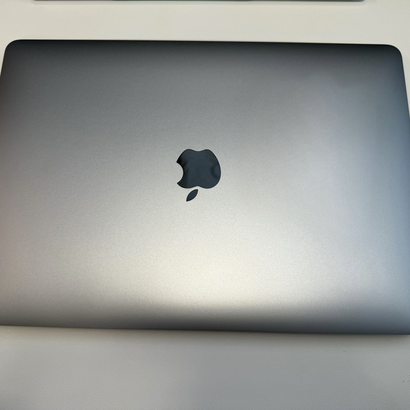 Macbook Pro - 13”, M2, 2022