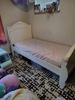 Kids bed