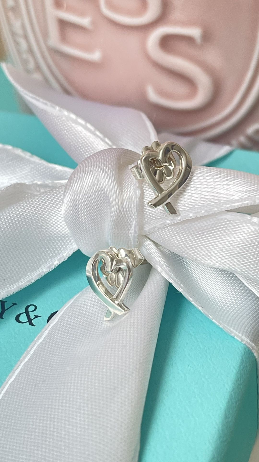 Tiffany Paloma Picasso Loving Heart Earrings in Sterling Silver NEW $525