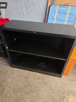 Metal cabinet