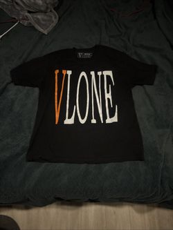 Vlone Staple T-shirt in black men’s large