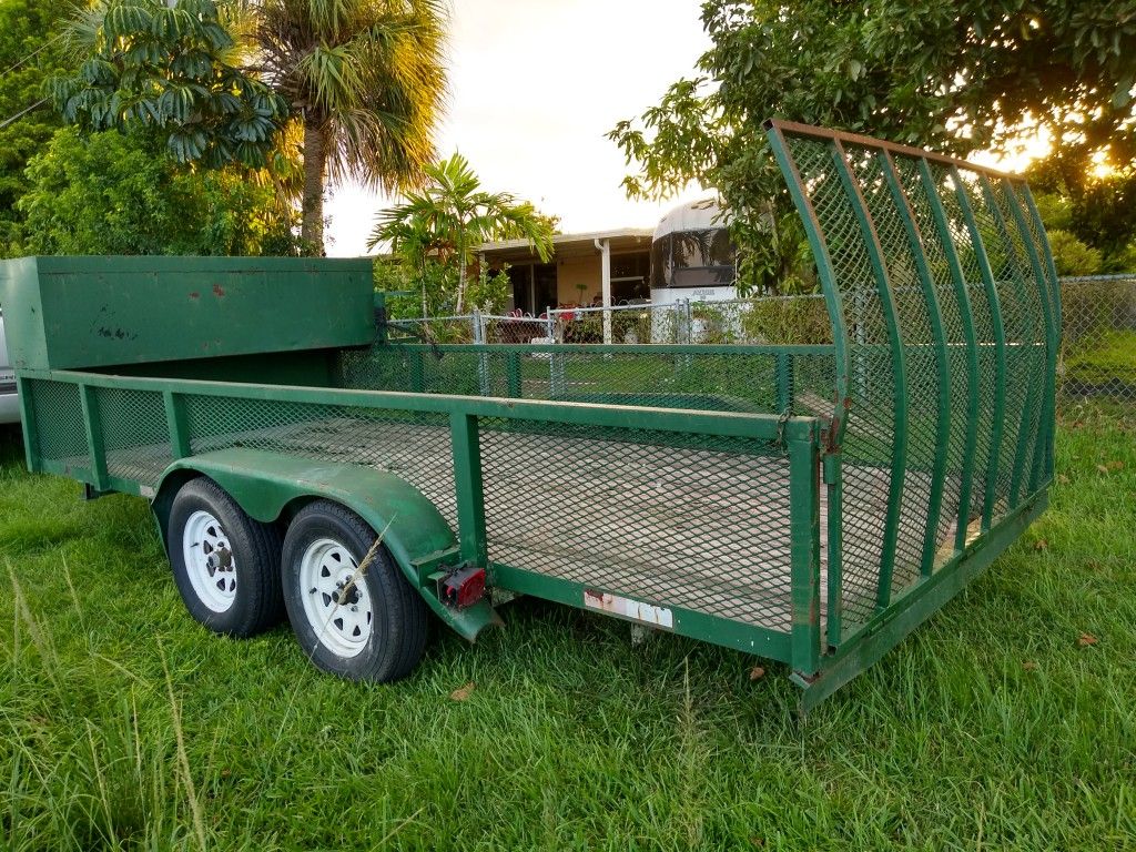 Trailer listo para trabajar! Working trailer 6x 16 double axle with brakes. Box for tools, heavy duty ready to work.