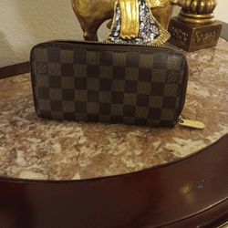 Authentic Louis Vuitton Wallet