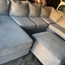 Sectional   Sofa,   