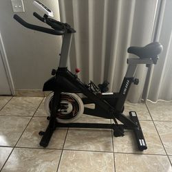 Bicicleta De Ejercicio / Exercise Bike