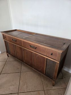 Magnavox Stereo Vinyl Record Cabinet