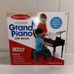 NEW Melissa & Doug Children’s Wooden Grand Piano