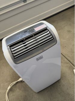 Portable Air Conditioner AC 14,000 BTUs Black and Decker