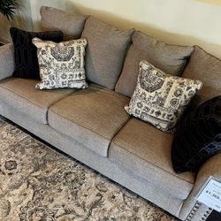 👋 SALE 👋 Brand New  Ashley ~ Zarina Sof a and Loveseat Set  in Jute