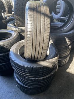 SET MICHELIN 225/60/18 GOOD USED $220 INCLUDE PROFESIONAL INSTALLATION AND TAX