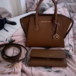Michael Kors Purse And Wallet 