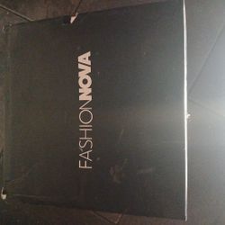 Fashion Nova Womens Boots