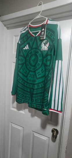 Mexico shirt Authentic New With Tags Size Large version jugador