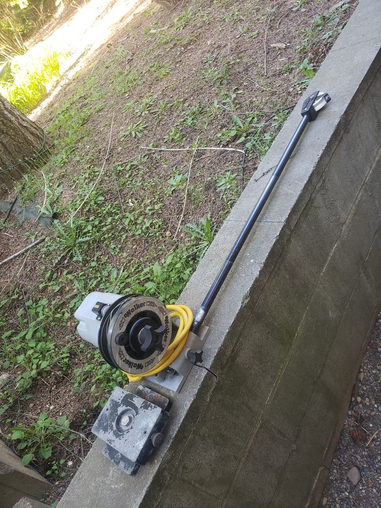 Walker Electric Downrigger for Sale in Port Orchard, WA OfferUp