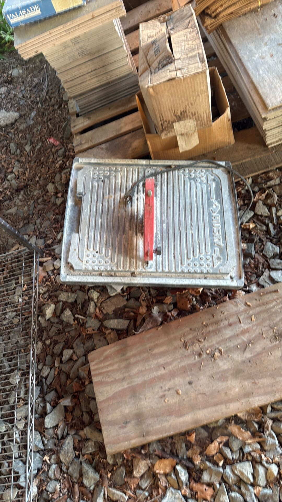 Husky Tile Saw