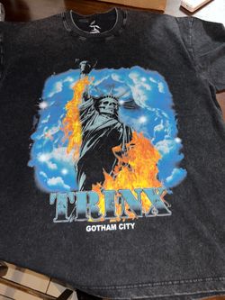 TRINX GOTHAM CITY TSHIRT XXL