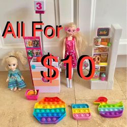 $10 Disney Frozen Elsa Dolls With Barbie Grocery Store Set with accesories