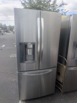 33" LG French door/3 months of warranty and free local delivery within