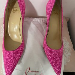 elegant Christian Louboutin shoes. in perfect condition