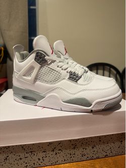 AJ 4 White Oreo Retro Men Size 8 , 9 , 10