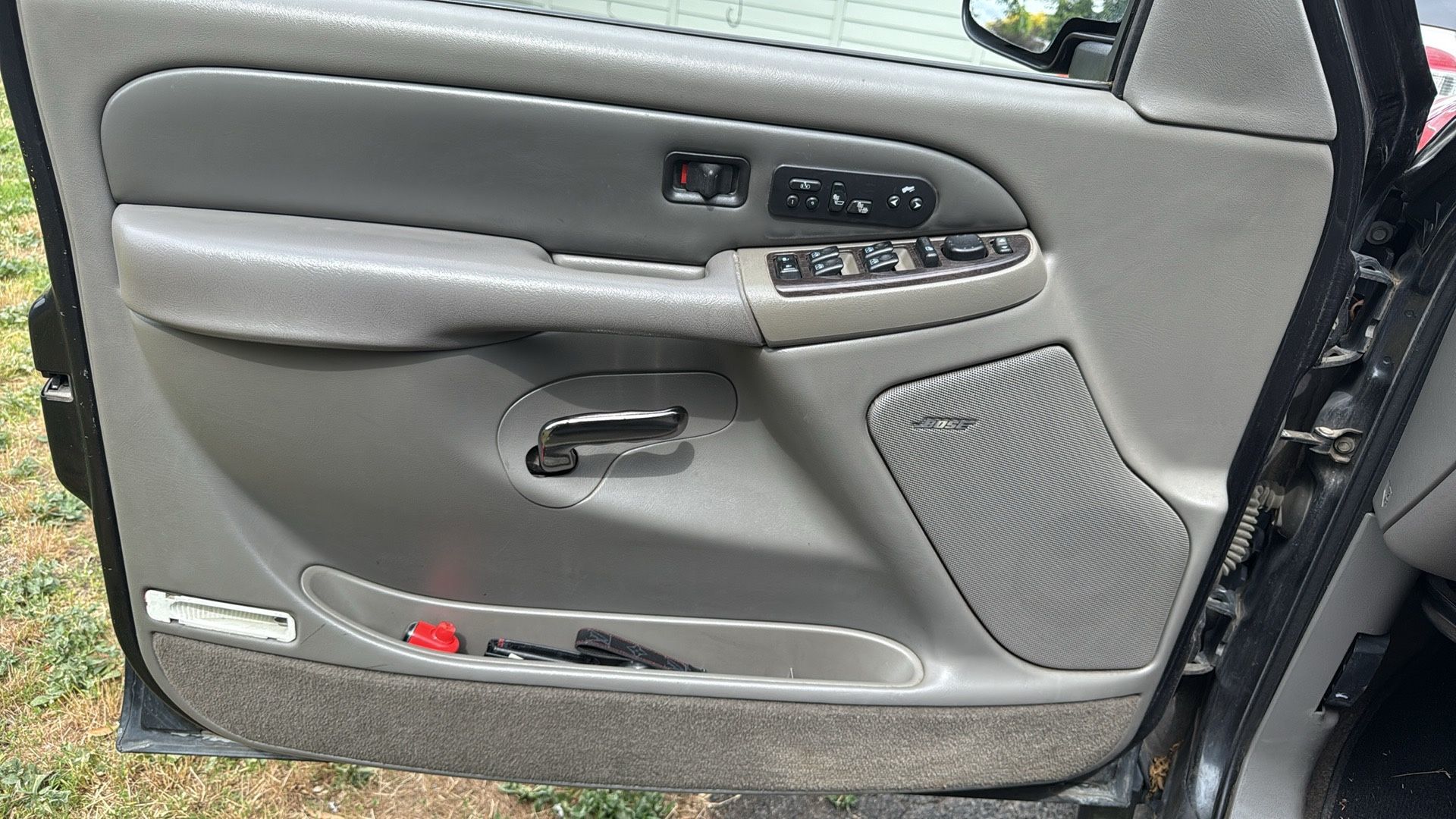 Door Panels Off 04 Yukon Denali 