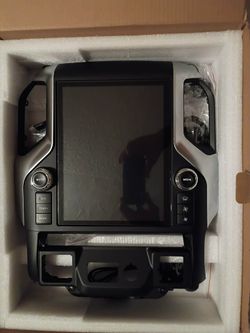 Car stereo touch screen
