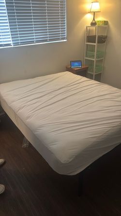 Queen Size Mattress with Box Spring