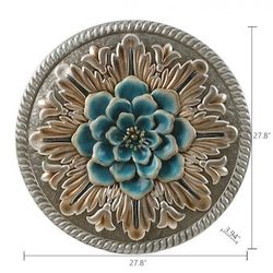 LuxenHome 29.88-in W x 29.88-in H Metal Floral Wall Sculpture