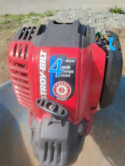 Troybuilt 4 Cycle Gas Powered Weed Eater