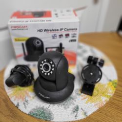 FOSCAM HD Wireless IP Camera