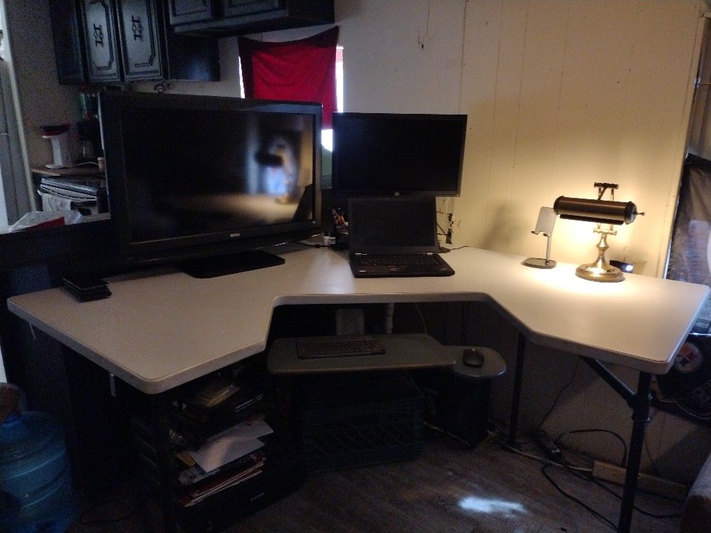 Computer Desk Lg