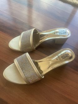 Women Shoes / Sandals