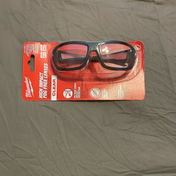 Milwaukee Saftey Glasses