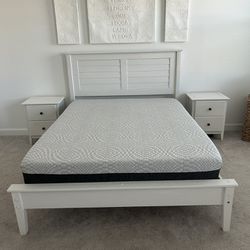 White Queen Bed-set With 