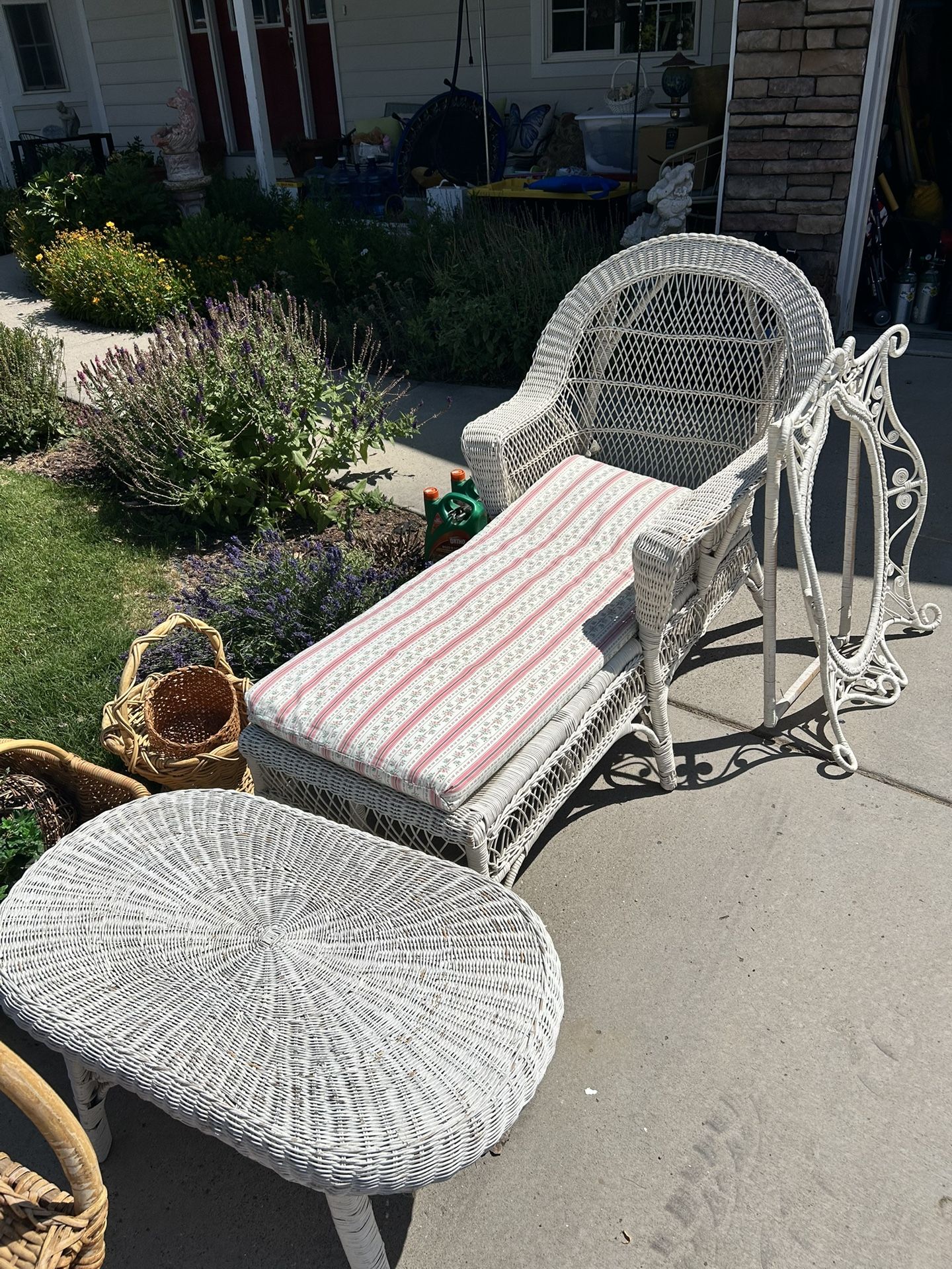 Wicker Lounger