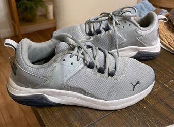 Pumas size (7 men’s ) 9 women’s used