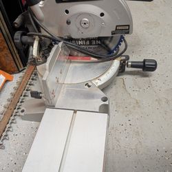 Craftsman 10 Inch Compound Miter Saw Double Insulated