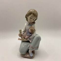 LLADRO Thoughtful Caress Girl Holding Doll Figurine #5990