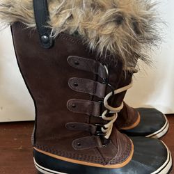 Like New Sorel Women’s Snow Boots Size 8.5