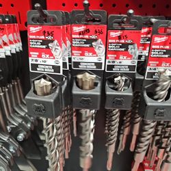 Milwaukee
1 in. x 10 in. 4-Cutter SDS-PLUS Carbide Drill Bit